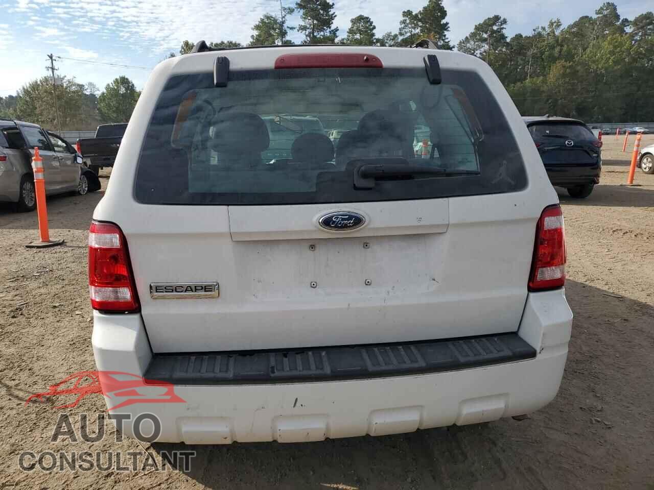 FORD ESCAPE 2009 - 1FMCU027X9KA52003