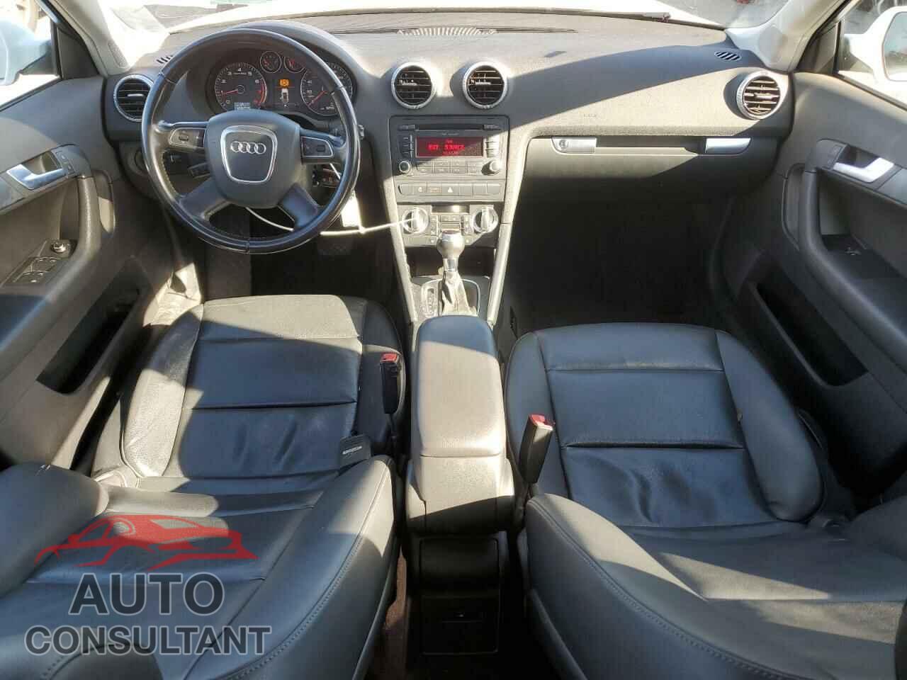 AUDI A3 2012 - WAUBEAFM9CA084003