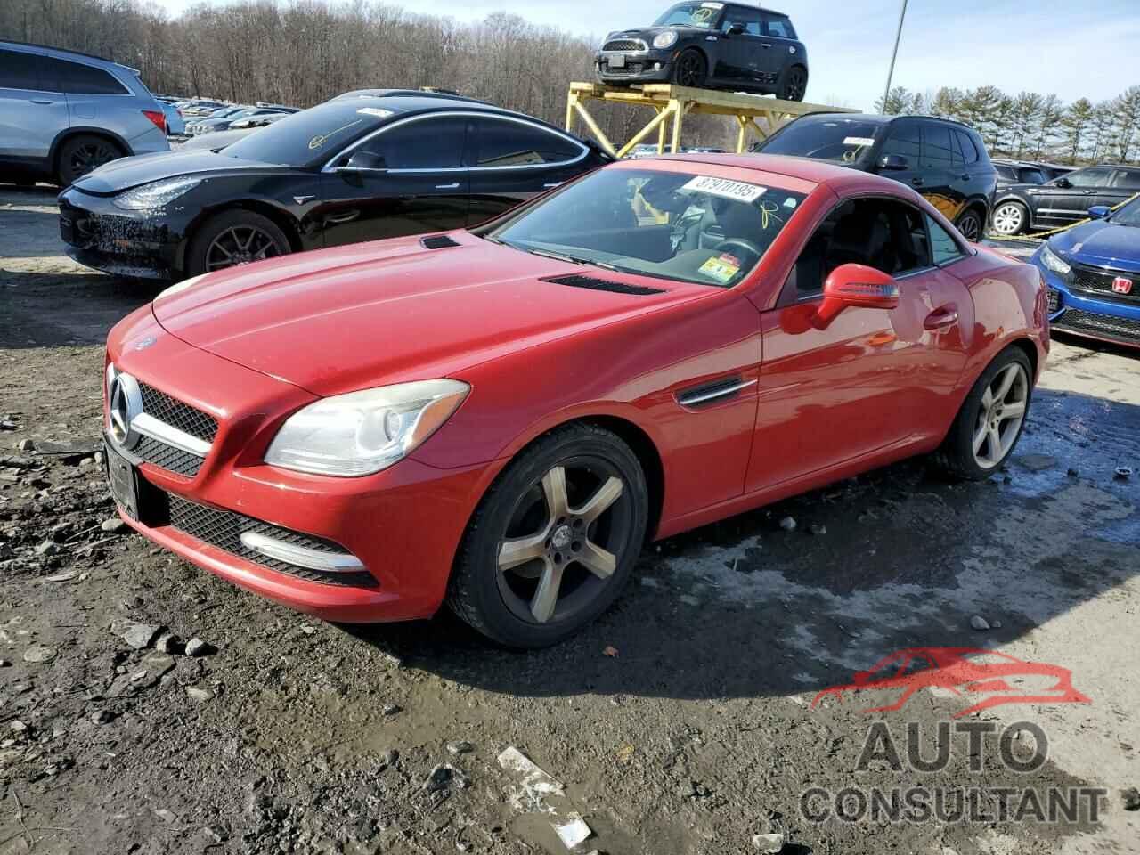 MERCEDES-BENZ SLK-CLASS 2012 - WDDPK4HA3CF037080