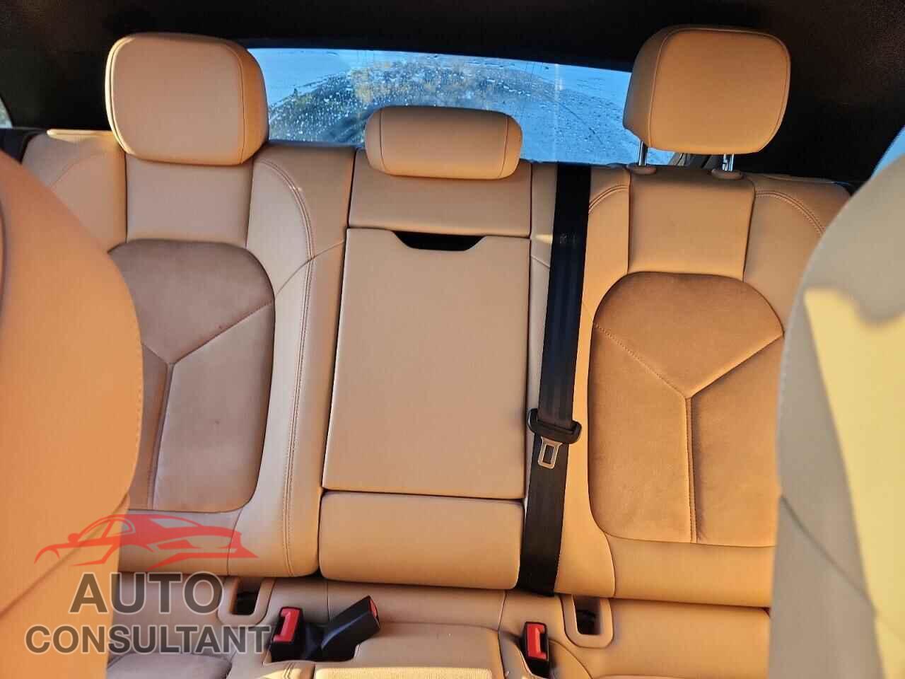 PORSCHE MACAN 2017 - WP1AA2A56HLB04539