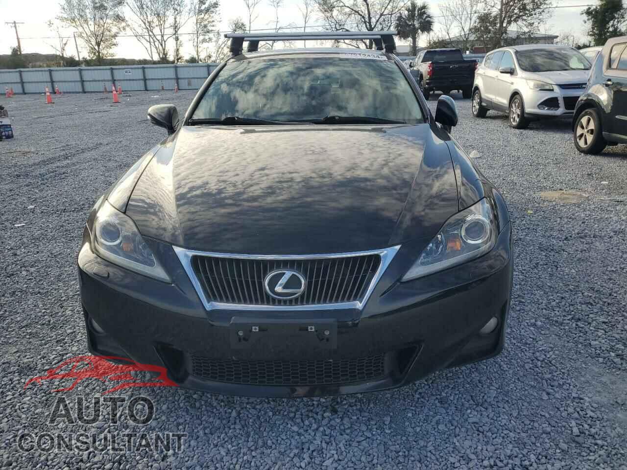 LEXUS IS 2012 - JTHCE5C24C5002347