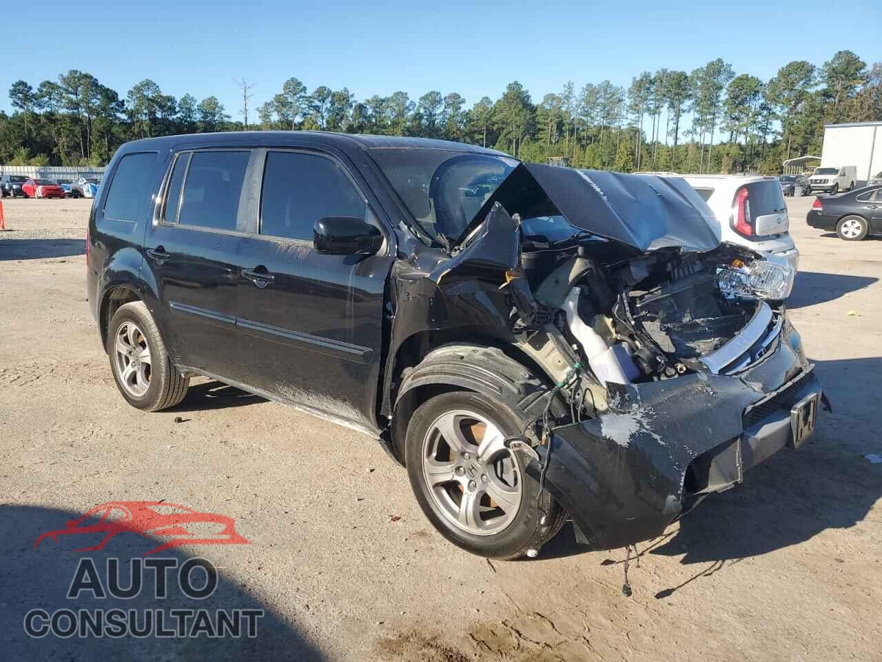 HONDA PILOT 2015 - 5FNYF3H33FB024403