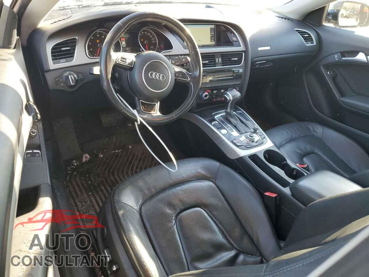 AUDI A5 2013 - WAULFAFR7DA035686