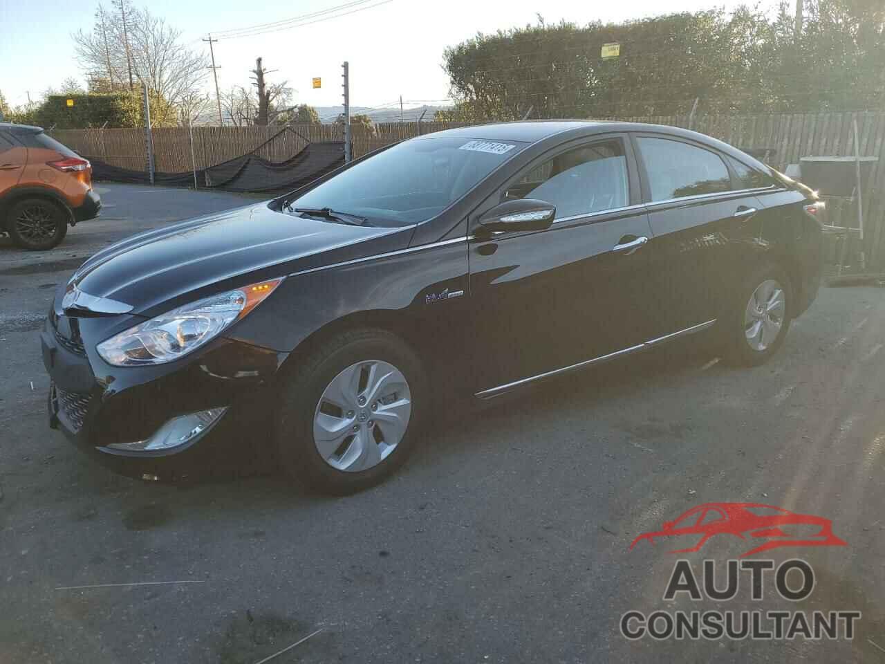 HYUNDAI SONATA 2013 - KMHEC4A43DA093243