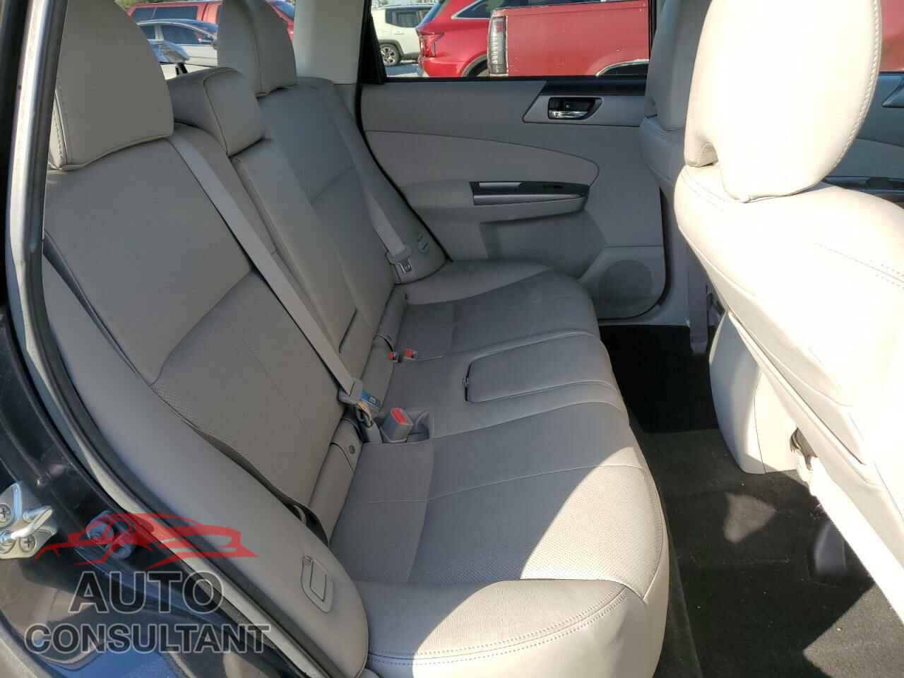 SUBARU FORESTER 2013 - JF2SHAEC5DH402048