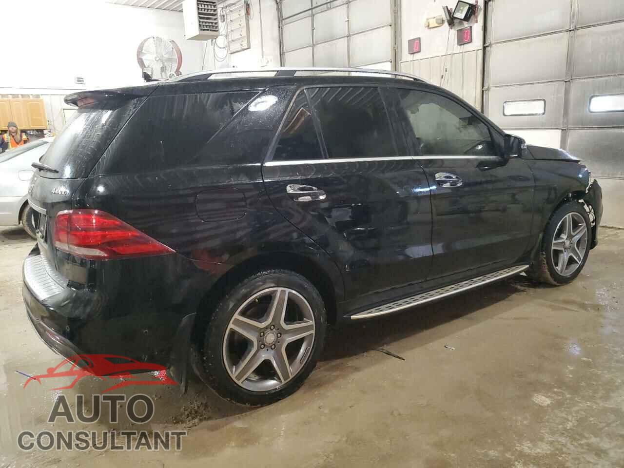 MERCEDES-BENZ GLE-CLASS 2016 - 4JGDA5GB4GA651781