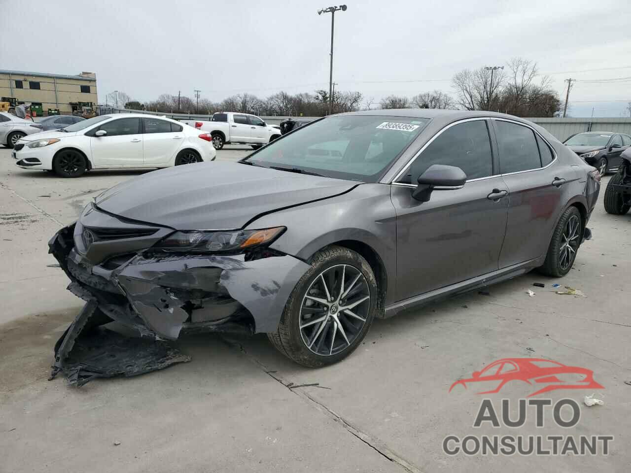 TOYOTA CAMRY 2022 - 4T1G11AK6NU652084