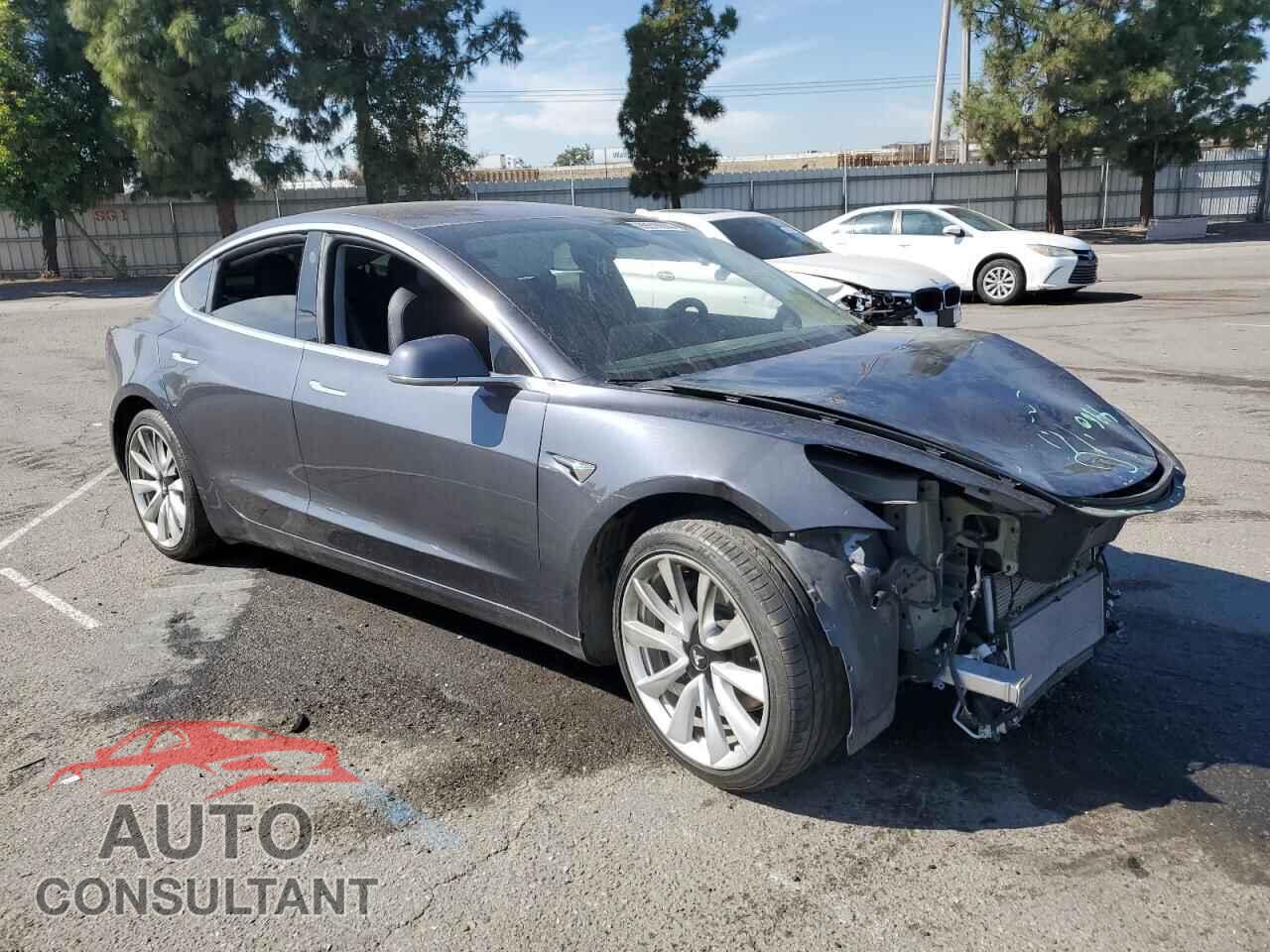 TESLA MODEL 3 2018 - 5YJ3E1EB5JF145343