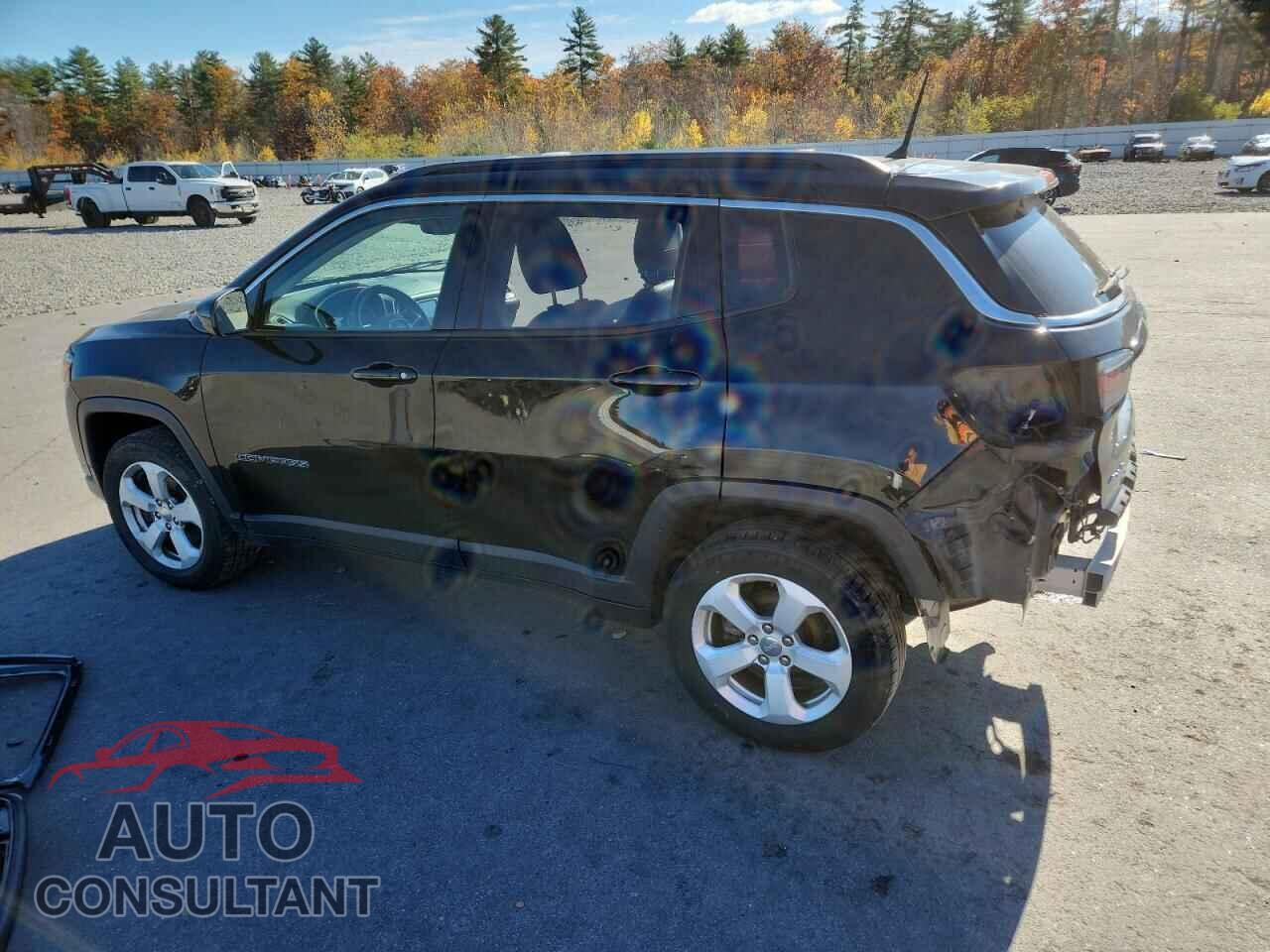 JEEP COMPASS 2018 - 3C4NJDBB4JT281748