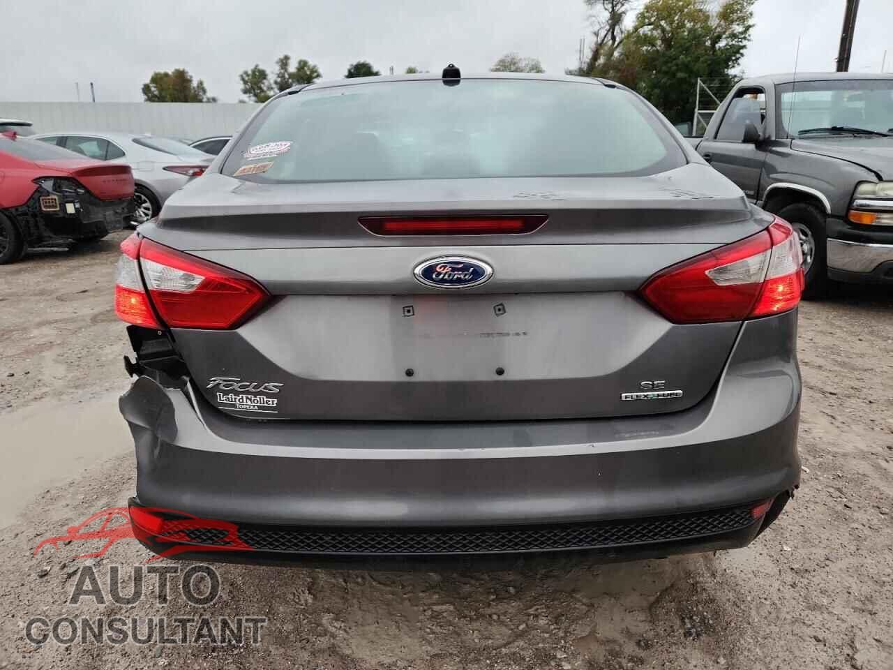 FORD FOCUS 2013 - 1FADP3F22DL334323