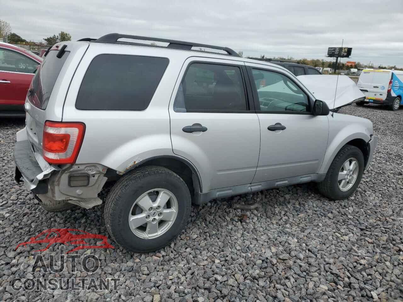 FORD ESCAPE 2010 - 1FMCU9DG9AKB95708
