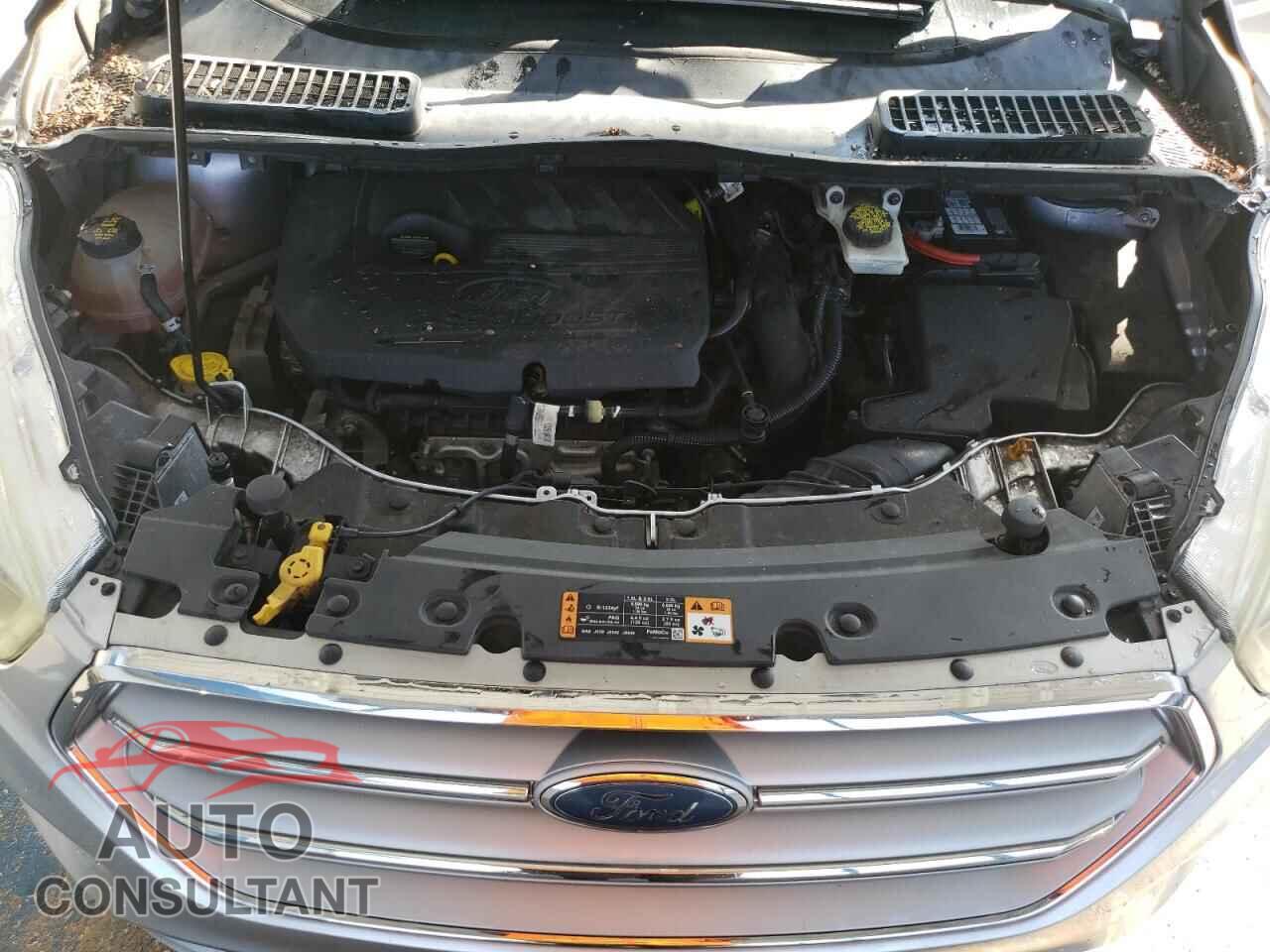 FORD ESCAPE 2017 - 1FMCU0GD2HUC73385
