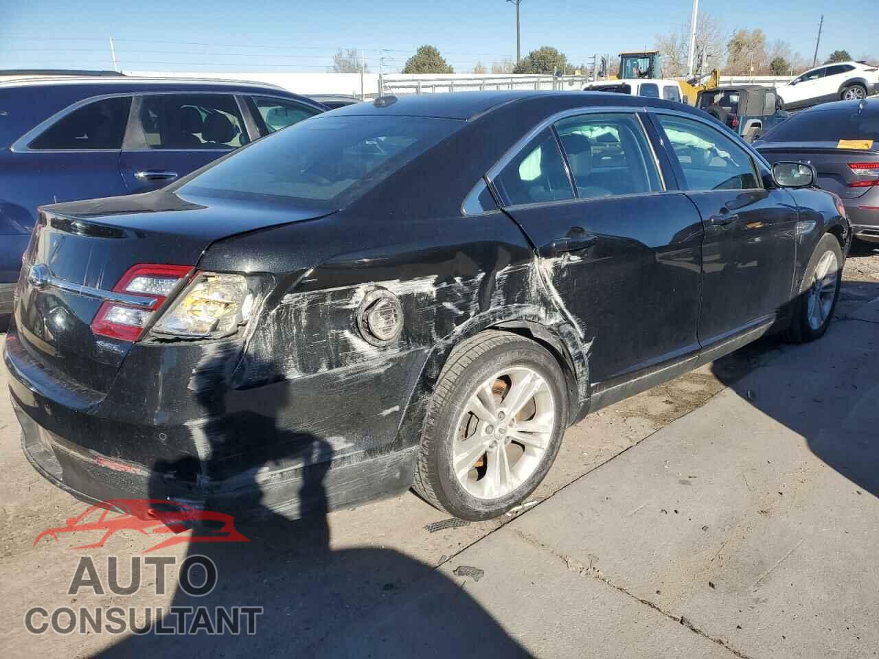 FORD TAURUS 2015 - 1FAHP2E82FG149783