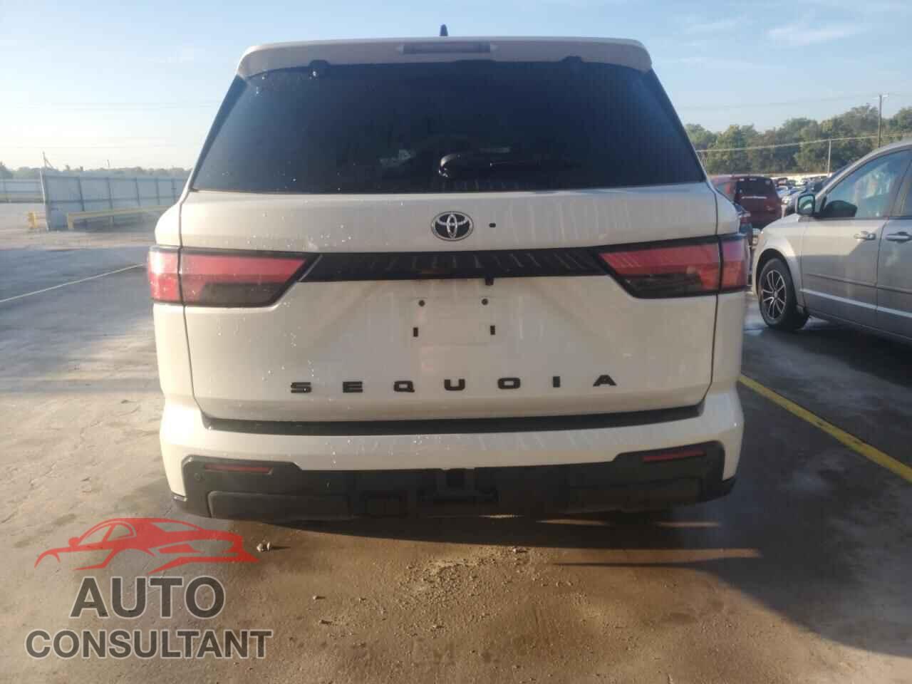 TOYOTA SEQUOIA 2023 - 7SVAAABA3PX011546