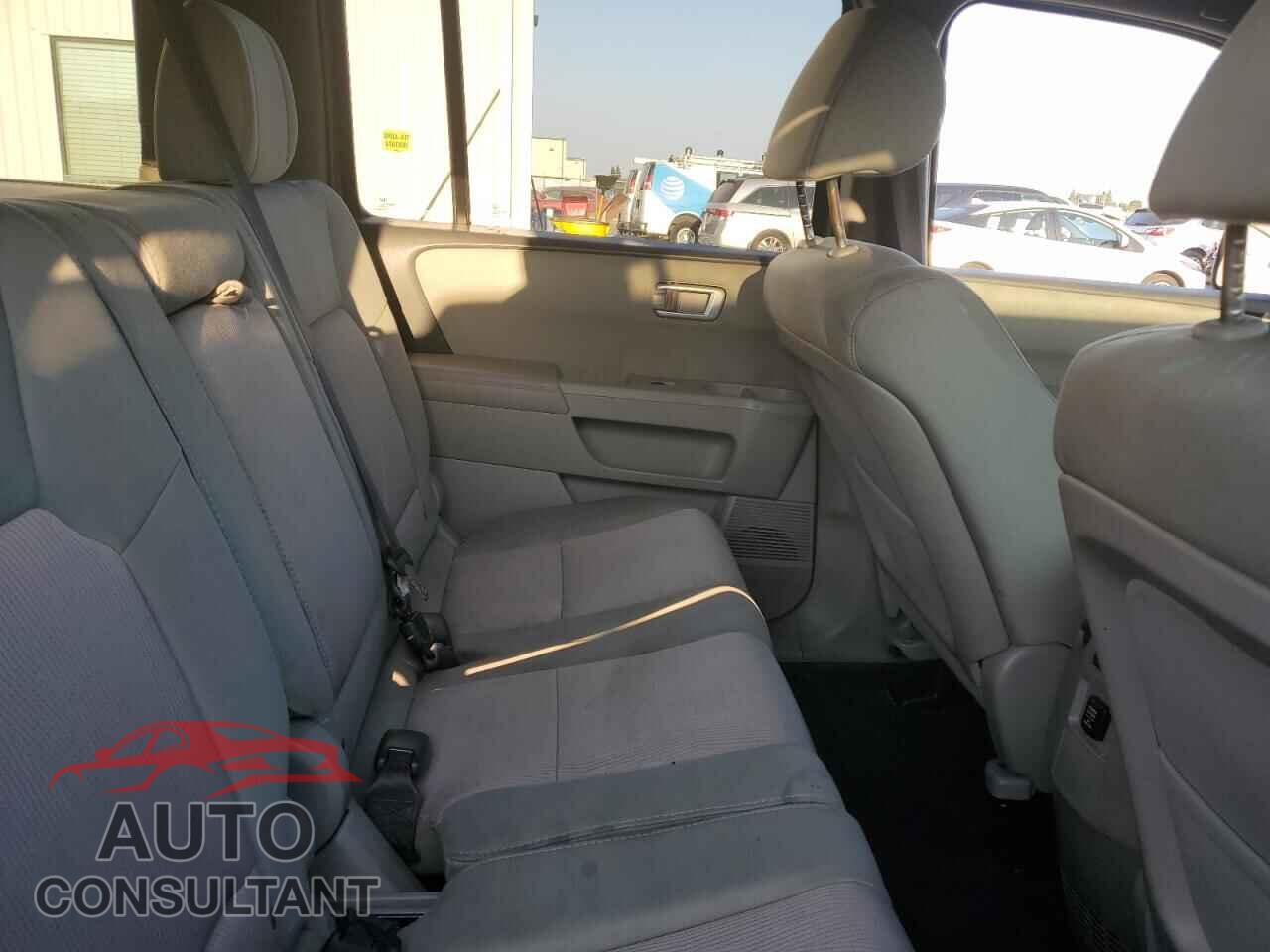 HONDA PILOT 2012 - 5FNYF3H45CB015965