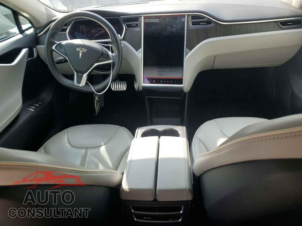 TESLA MODEL S 2013 - 5YJSA1DPXDFP16575