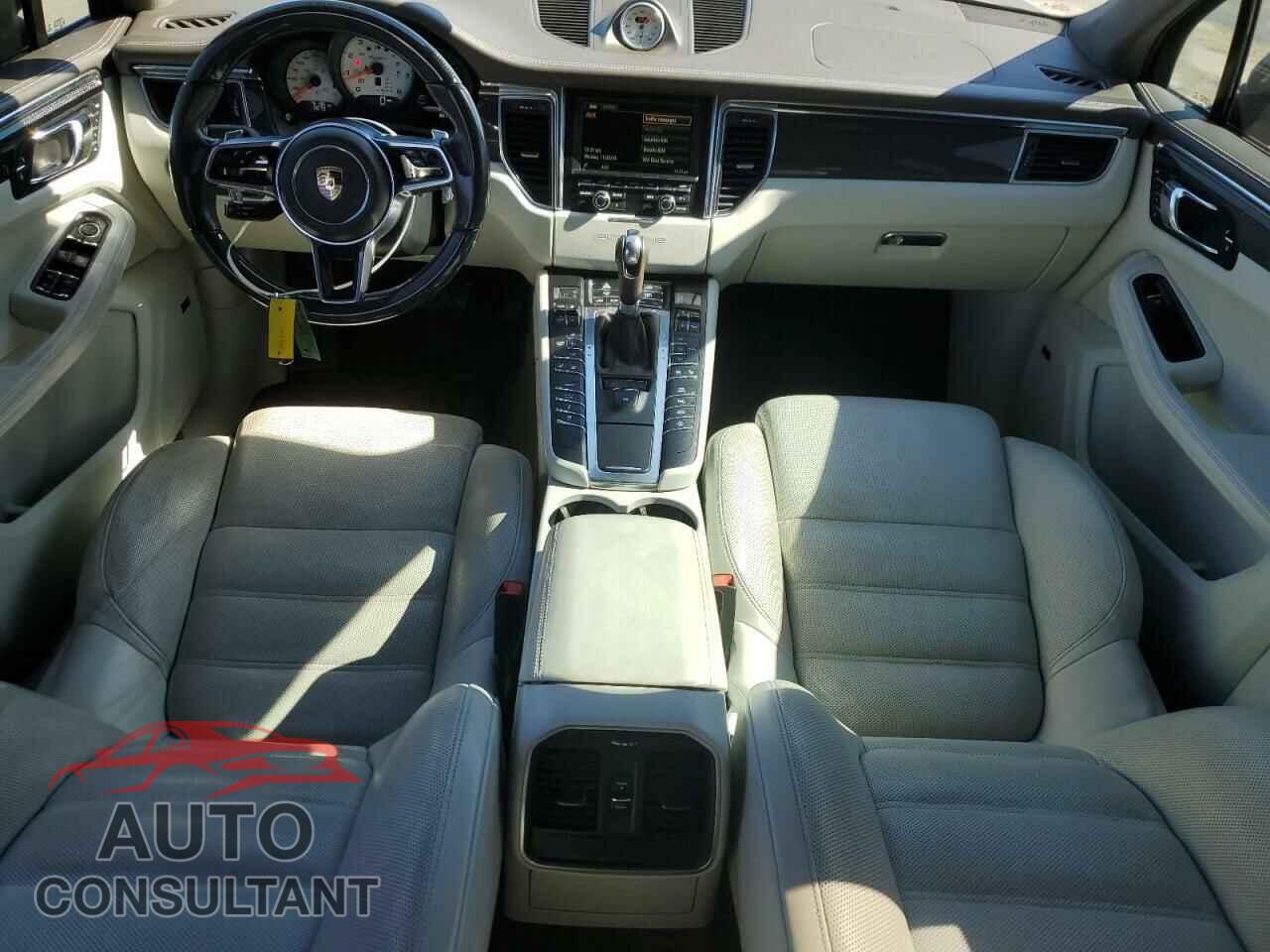 PORSCHE MACAN 2016 - WP1AF2A54GLB94919