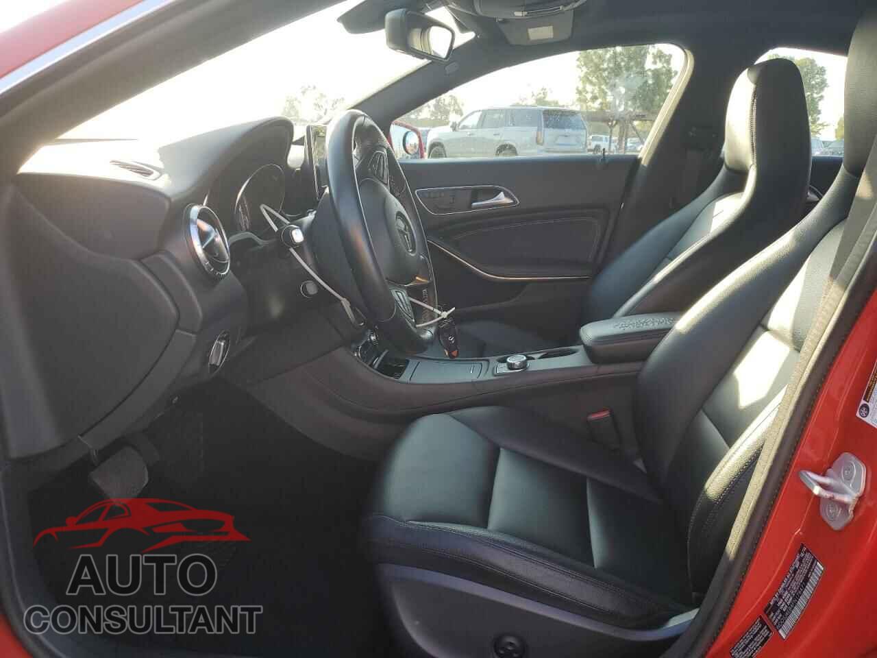 MERCEDES-BENZ CLA-CLASS 2015 - WDDSJ4EB4FN178471