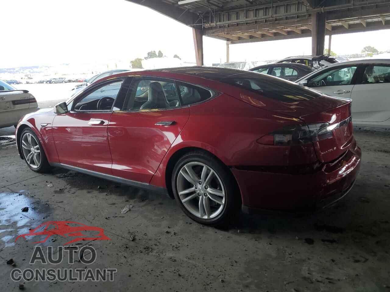 TESLA MODEL S 2015 - 5YJSA1S21FF090859