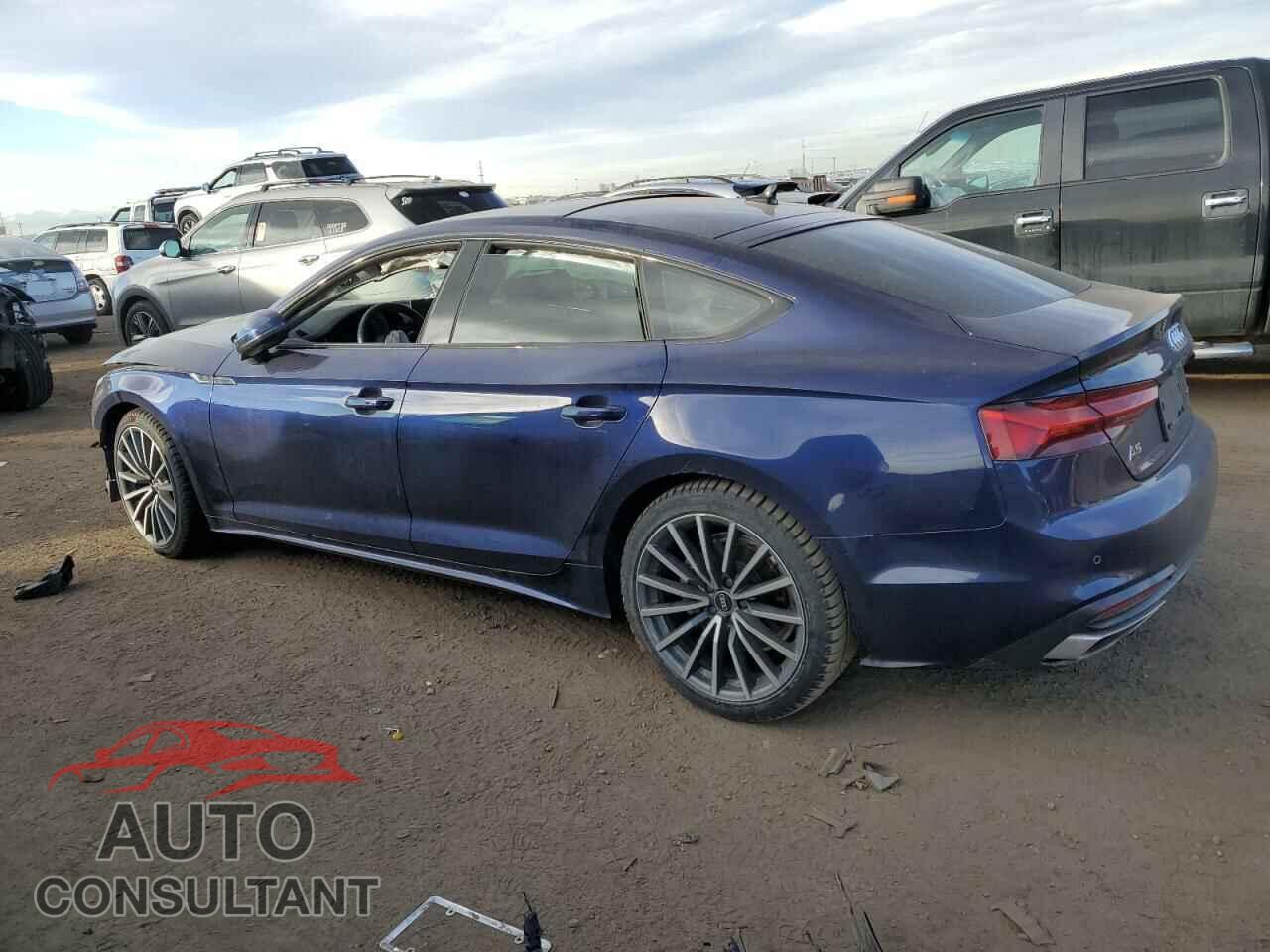 AUDI A5 2022 - WAUCBCF58NA005876