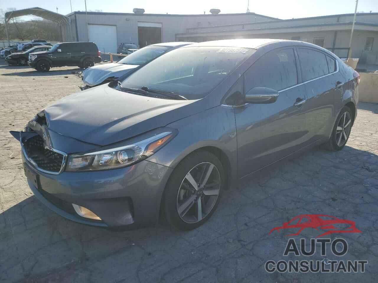 KIA FORTE 2018 - 3KPFL4A88JE208813