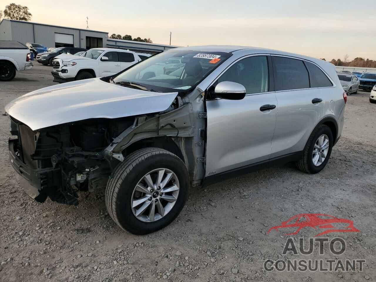 KIA SORENTO 2019 - 5XYPGDA53KG572608