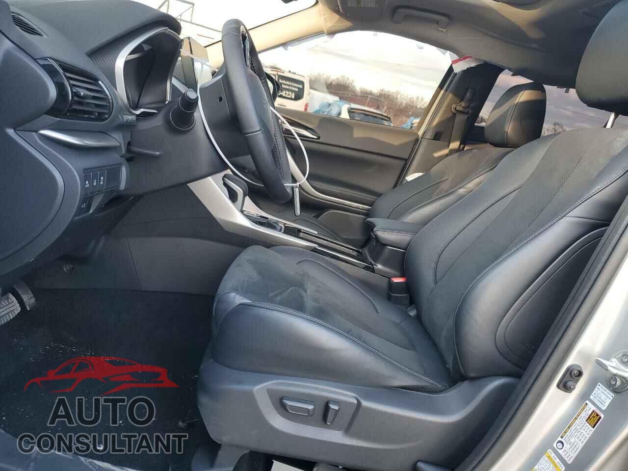 MITSUBISHI ECLIPSE 2024 - JA4ATWAA9RZ002290