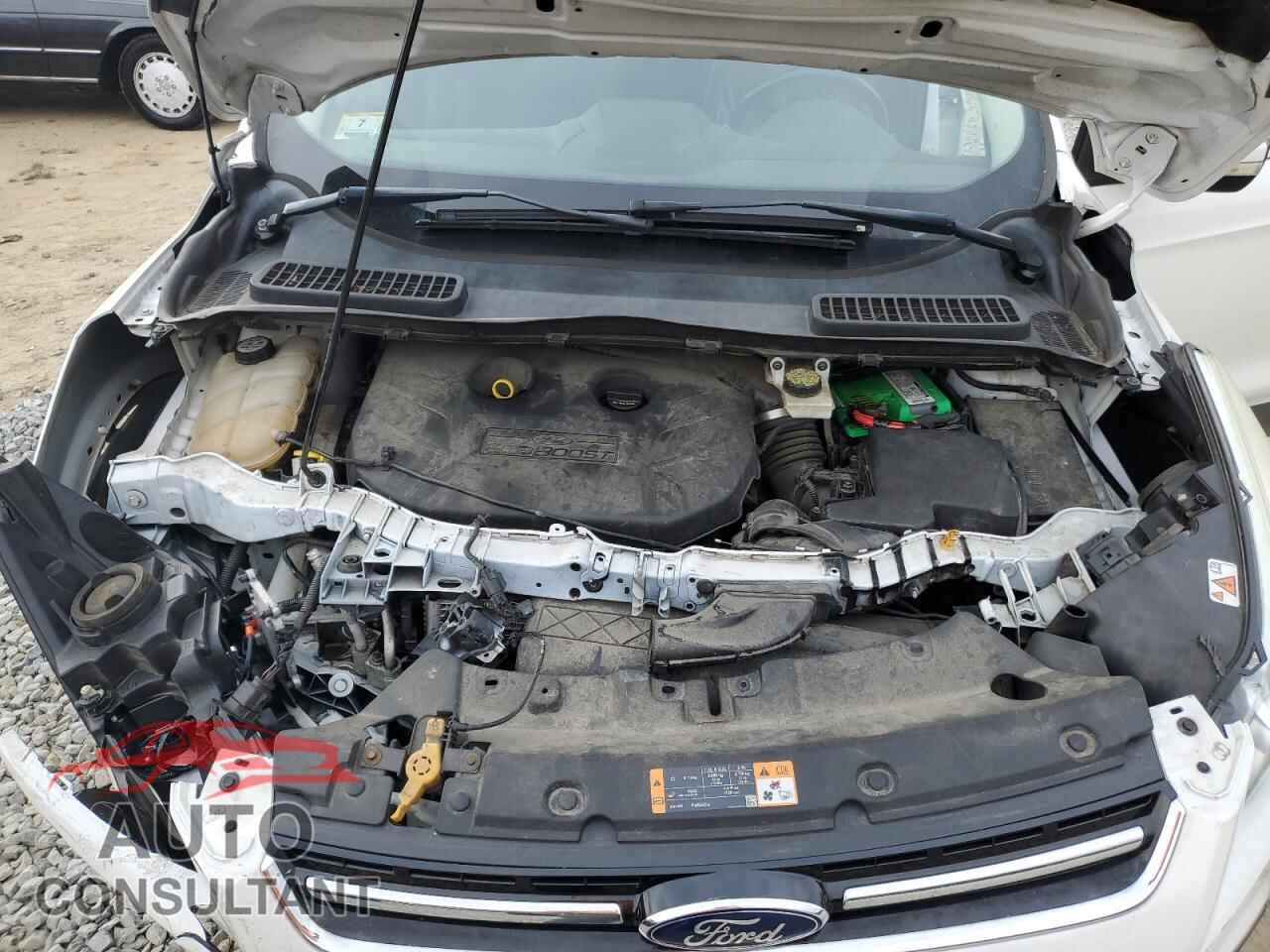 FORD ESCAPE 2013 - 1FMCU9J98DUC90310
