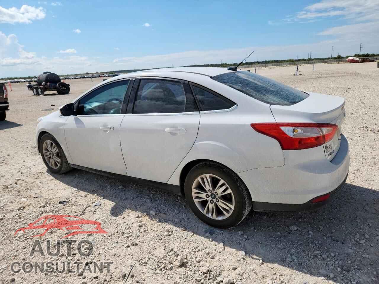 FORD FOCUS 2012 - 1FAHP3H24CL424232