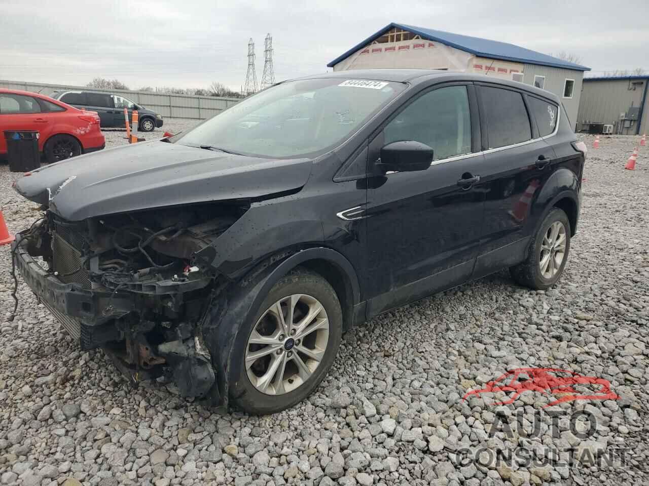 FORD ESCAPE 2017 - 1FMCU9G90HUA01207