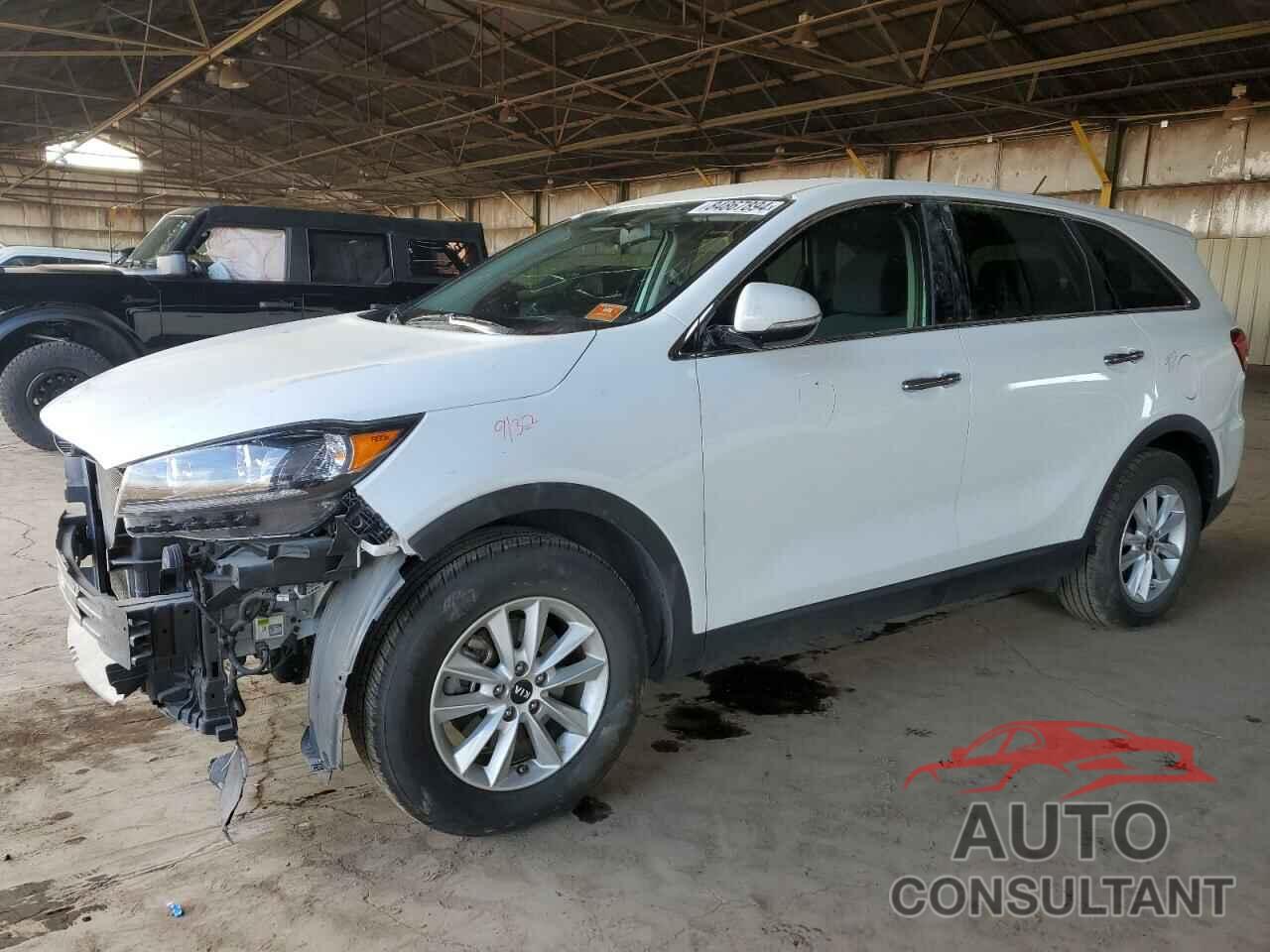 KIA SORENTO 2019 - 5XYPG4A38KG611577