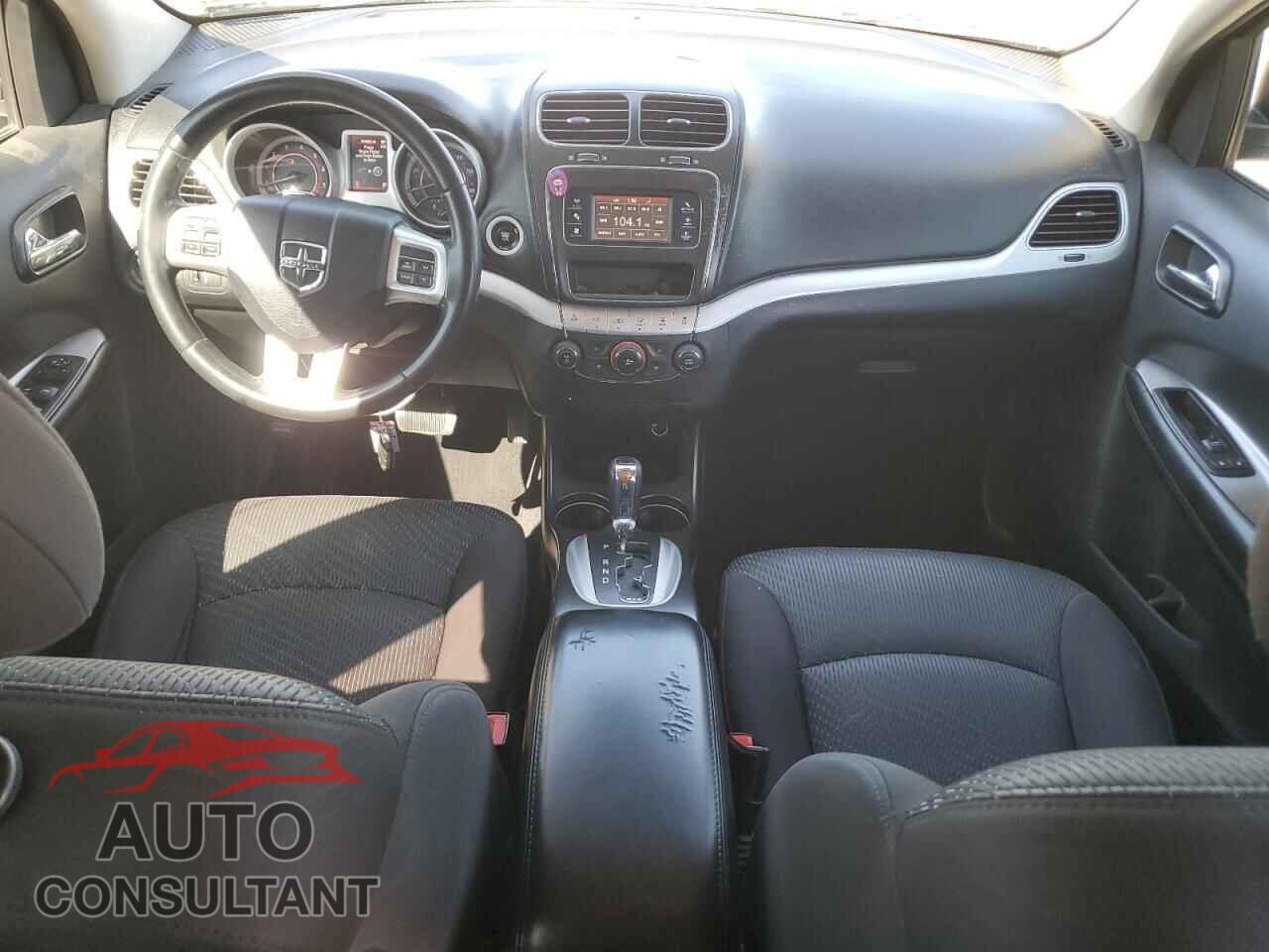 DODGE JOURNEY 2015 - 3C4PDCAB2FT516876
