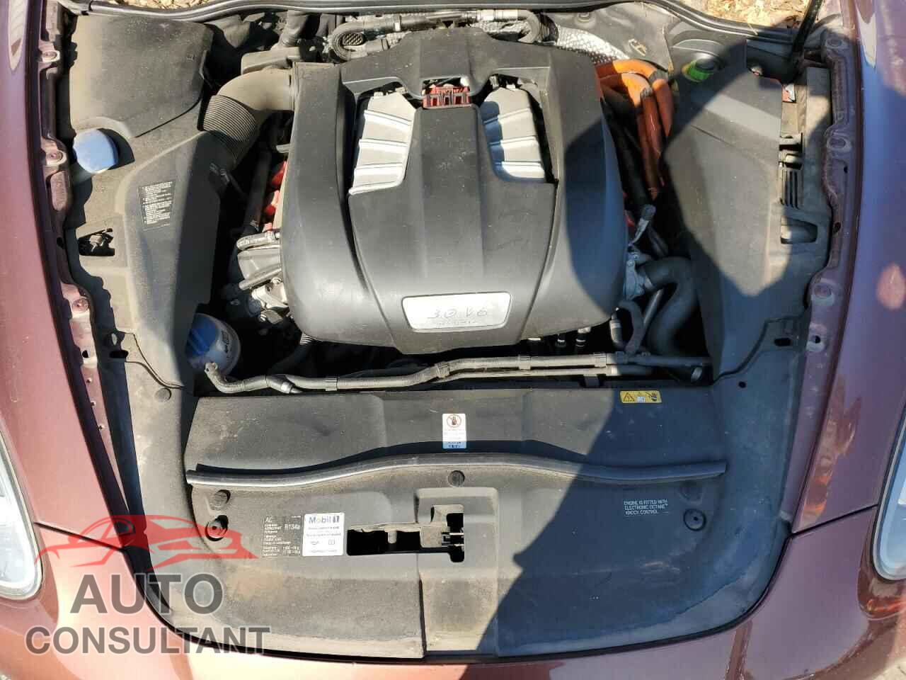 PORSCHE CAYENNE 2012 - WP1AE2A29CLA91000