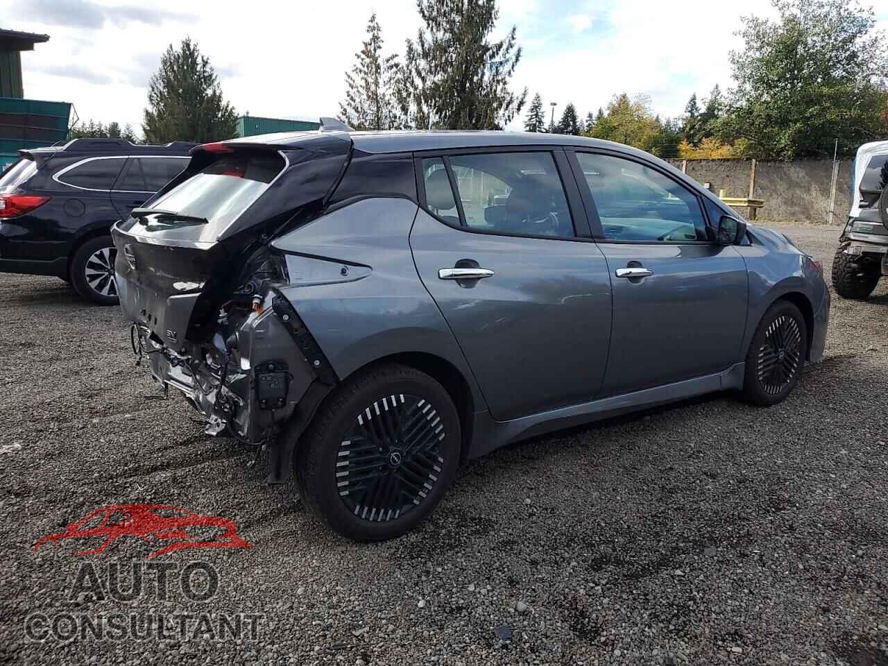 NISSAN LEAF 2025 - 1N4CZ1CV2SC557208