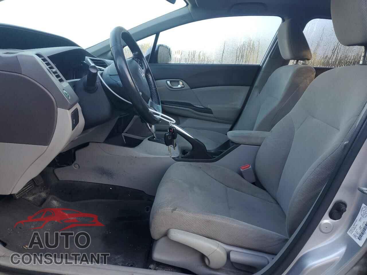 HONDA CIVIC 2012 - 2HGFB2F57CH113111