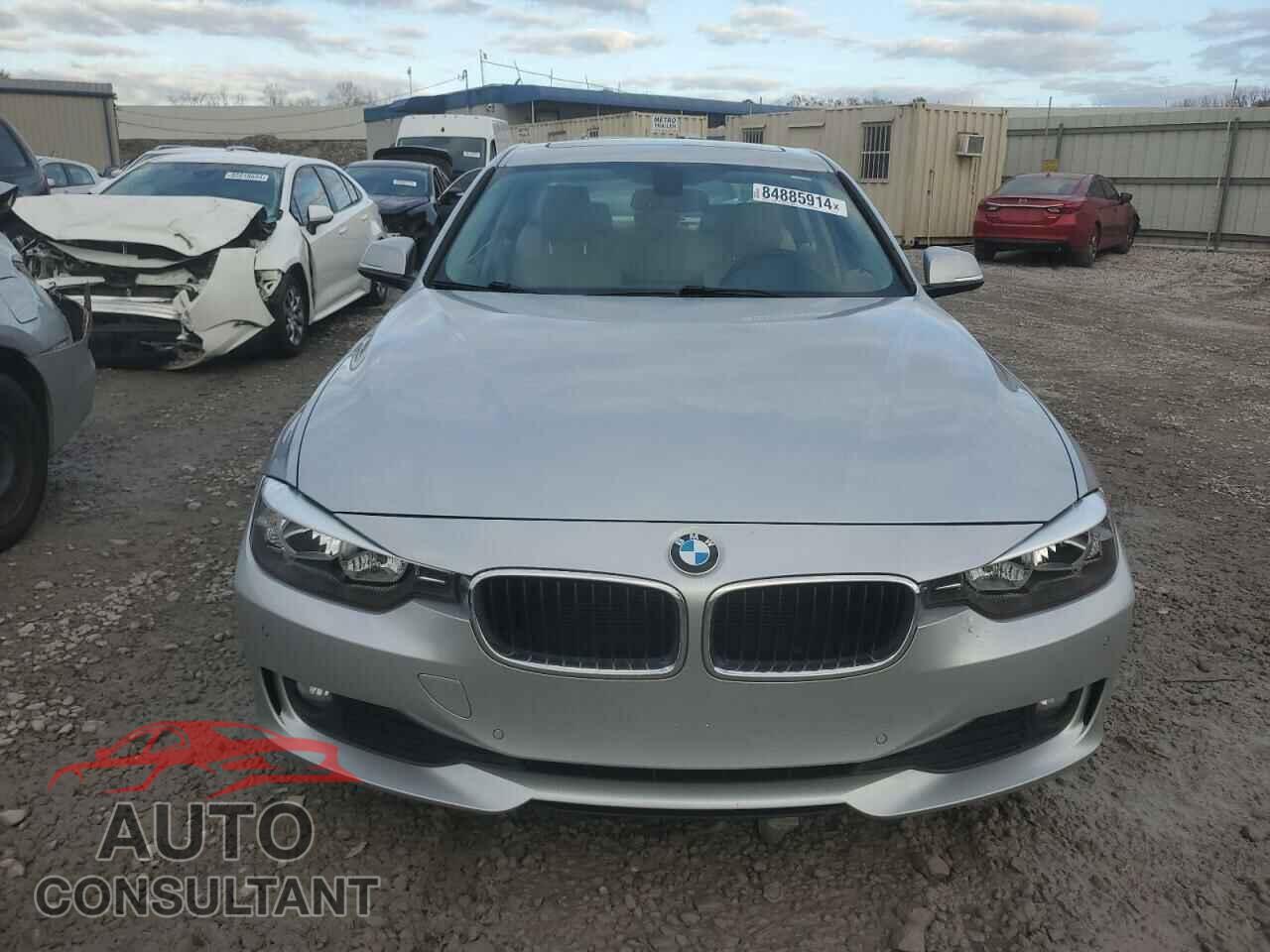 BMW 3 SERIES 2014 - WBA3B1C52EP679088