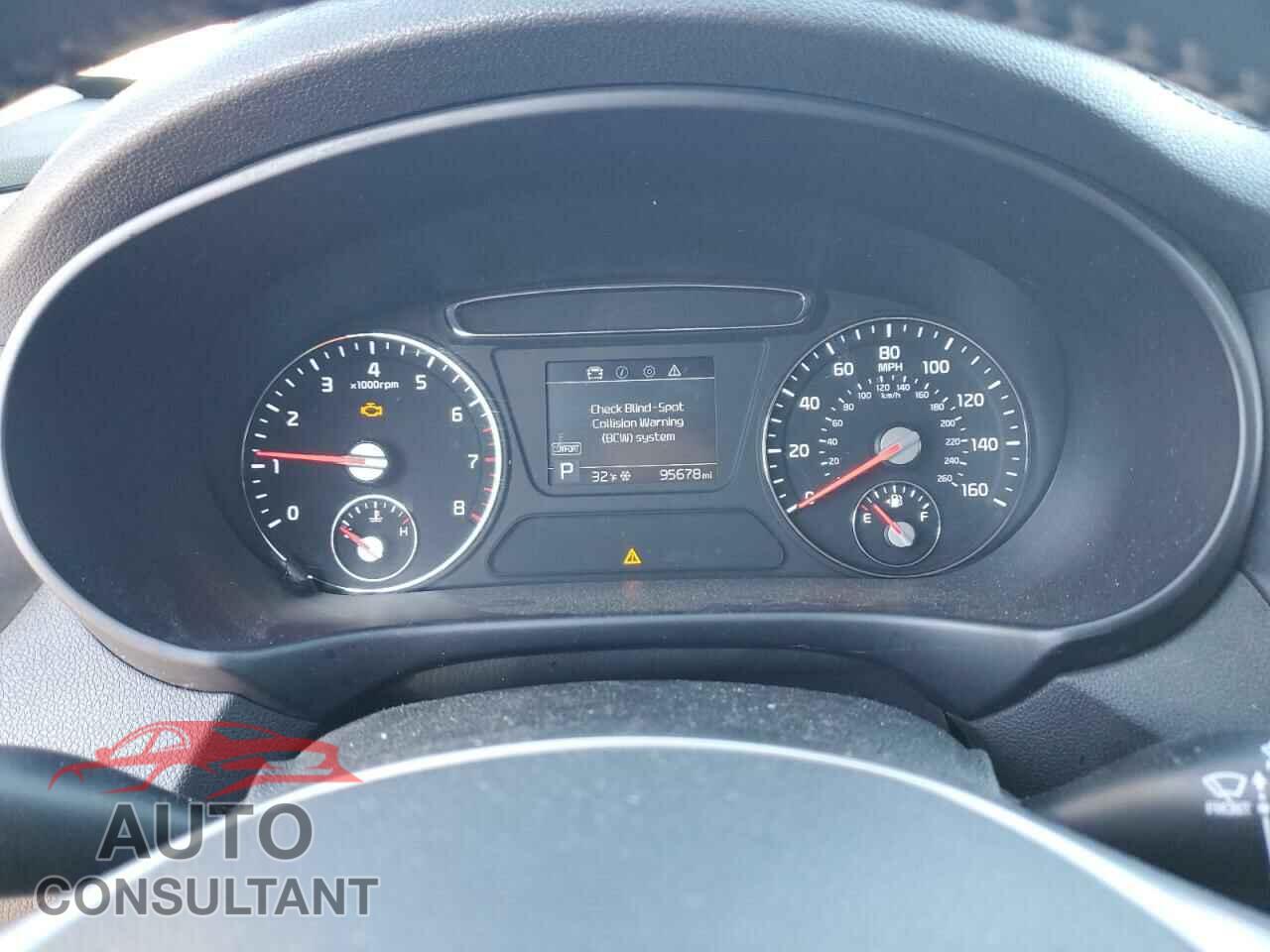 KIA SORENTO 2019 - 5XYPG4A54KG596318