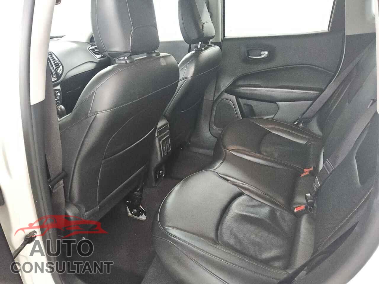 JEEP COMPASS 2021 - 3C4NJDCB6MT604538