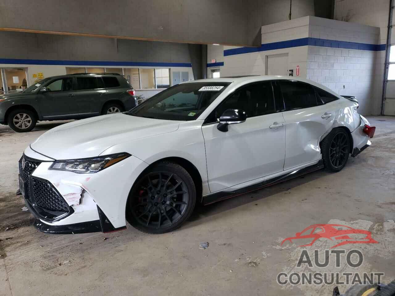 TOYOTA AVALON 2020 - 4T1FZ1FB8LU054993