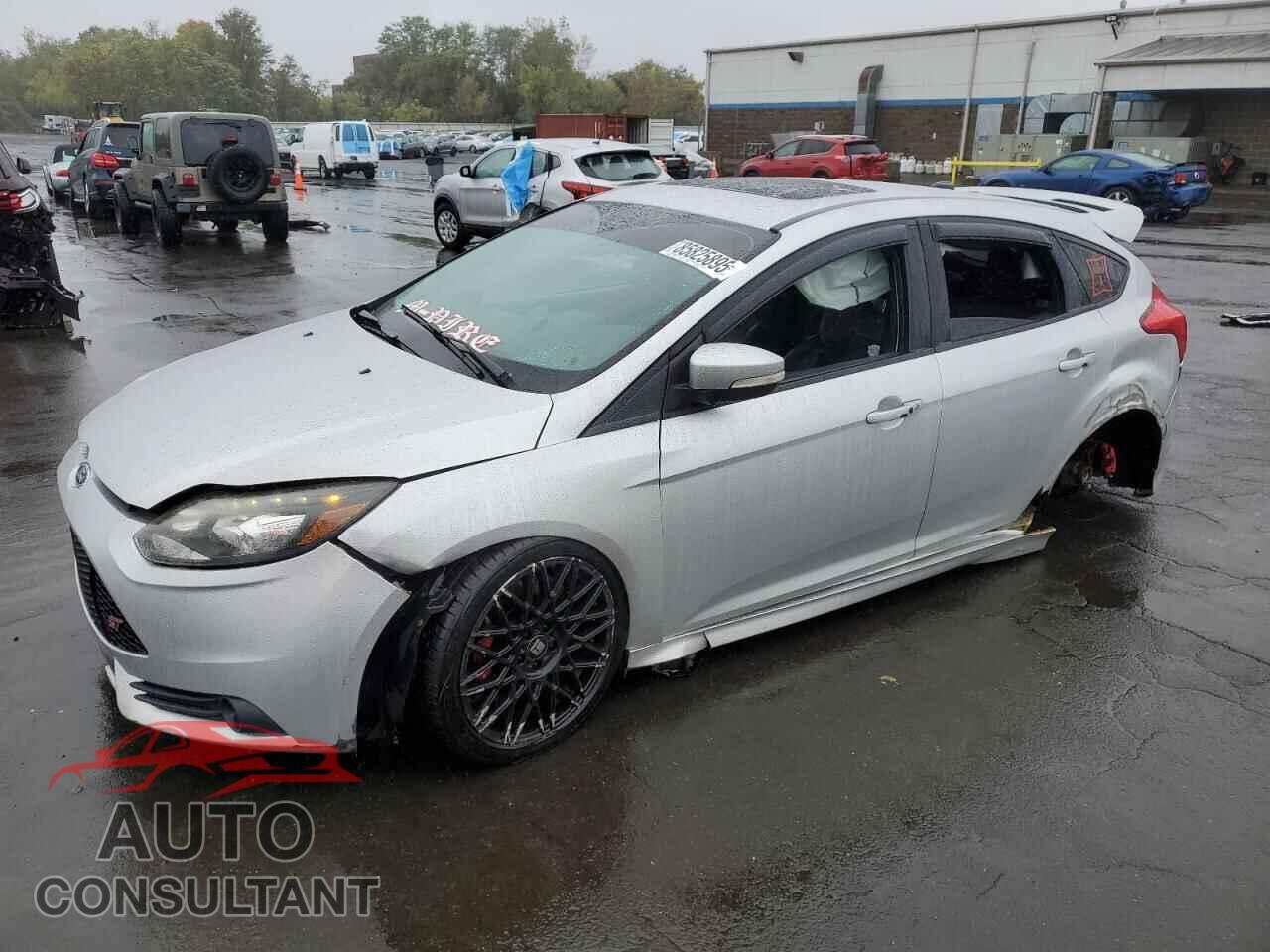 FORD FOCUS 2014 - 1FADP3L90EL125679