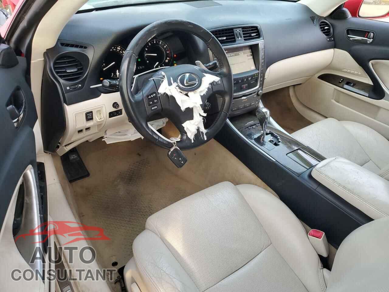 LEXUS IS 2010 - JTHFE2C25A2504116