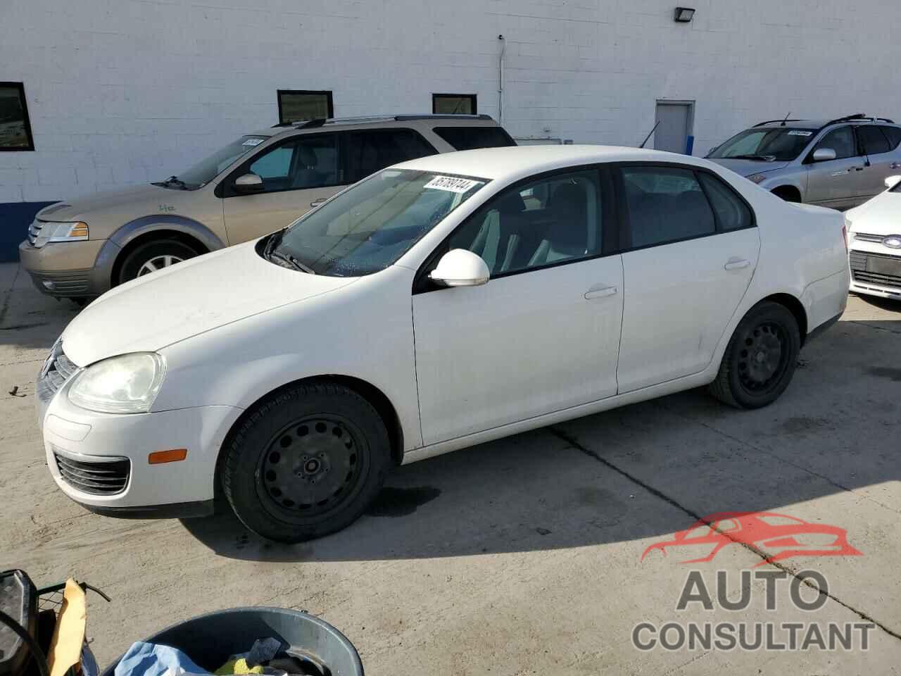 VOLKSWAGEN JETTA 2010 - 3VWJZ7AJ4AM080831