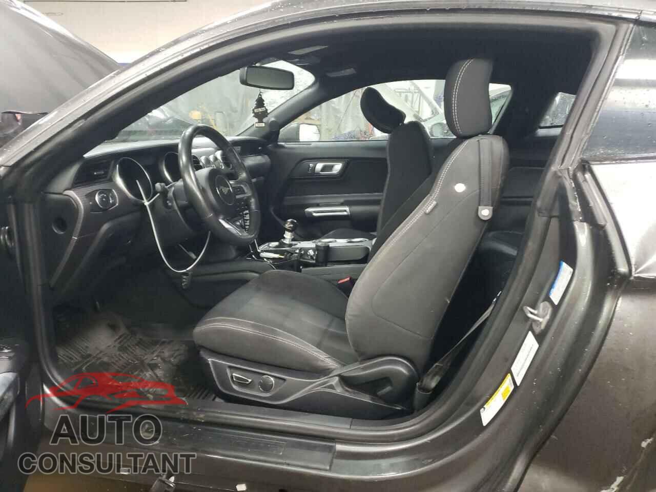 FORD MUSTANG 2018 - 1FA6P8CF4J5114713