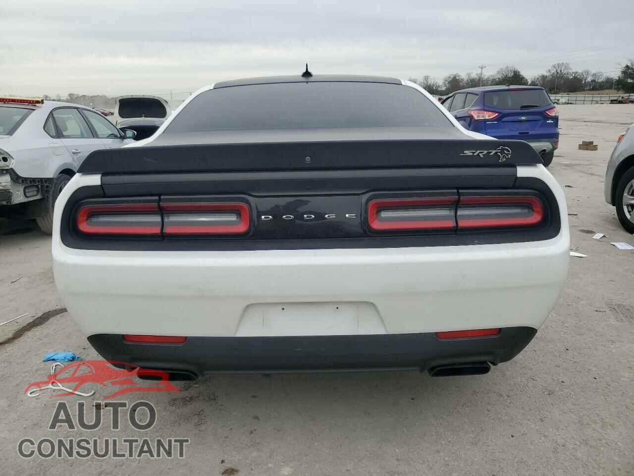 DODGE CHALLENGER 2018 - 2C3CDZC90JH332456