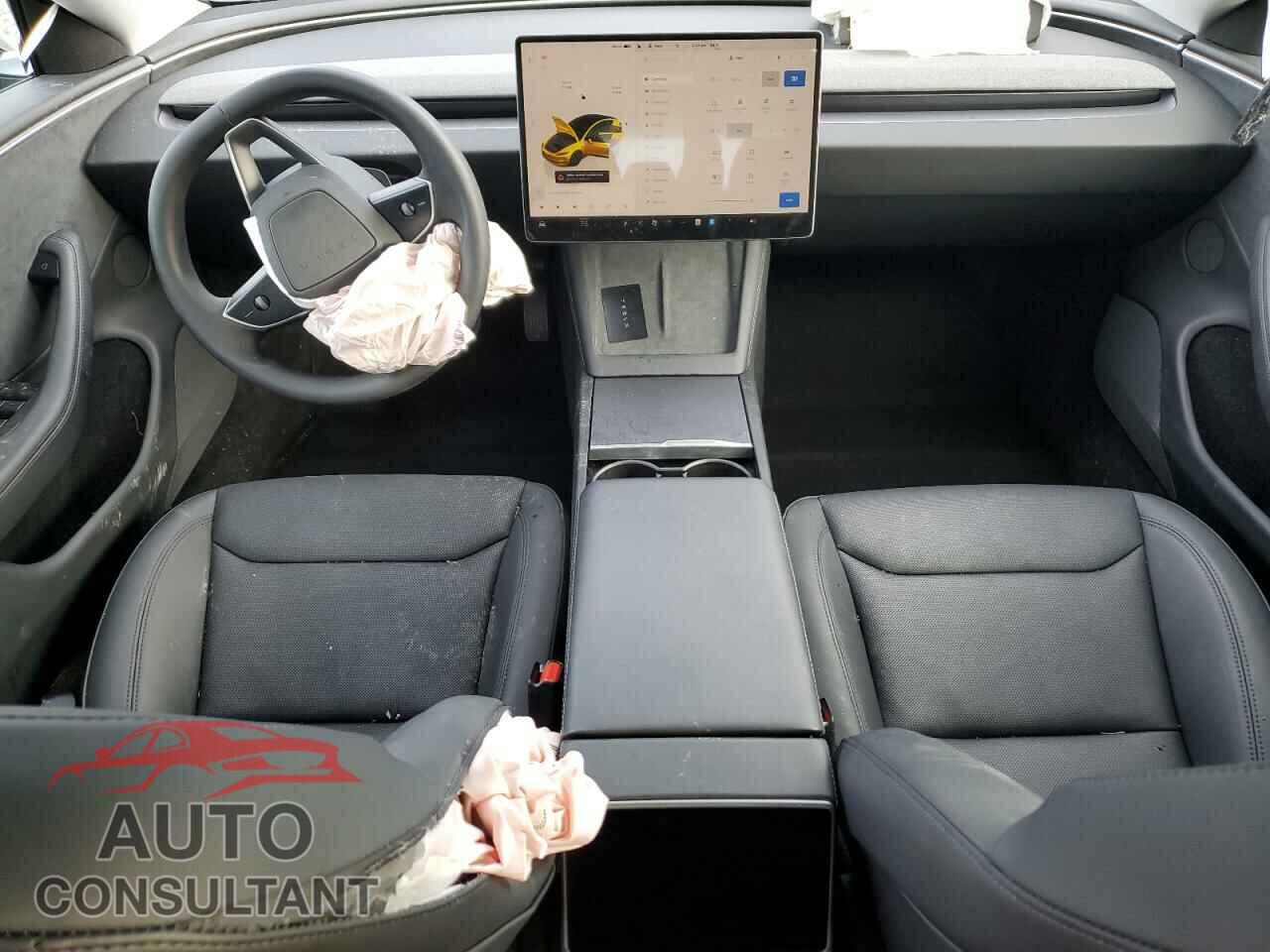TESLA MODEL 3 2024 - 5YJ3E1EB9RF787155