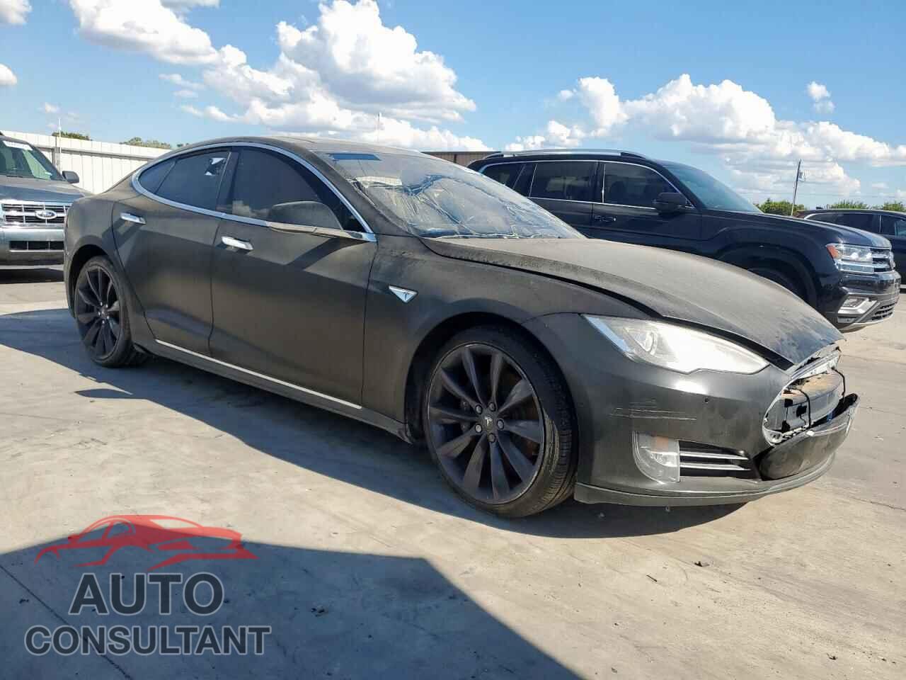 TESLA MODEL S 2016 - 5YJSA1E16GF123925