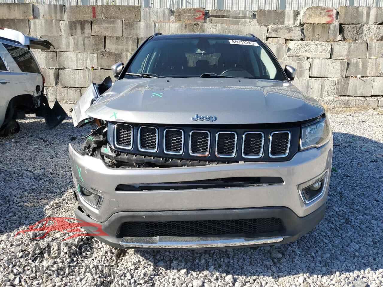 JEEP COMPASS 2019 - 3C4NJDCB2KT735771