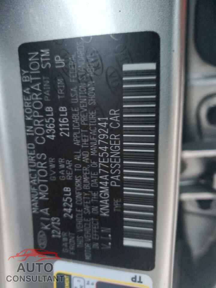 KIA OPTIMA 2014 - KNAGM4A77E5479241