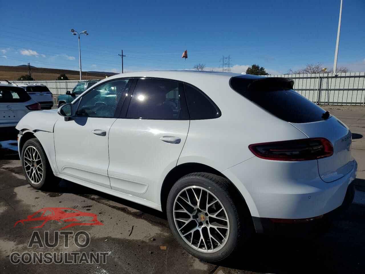 PORSCHE MACAN 2016 - WP1AB2A50GLB41209