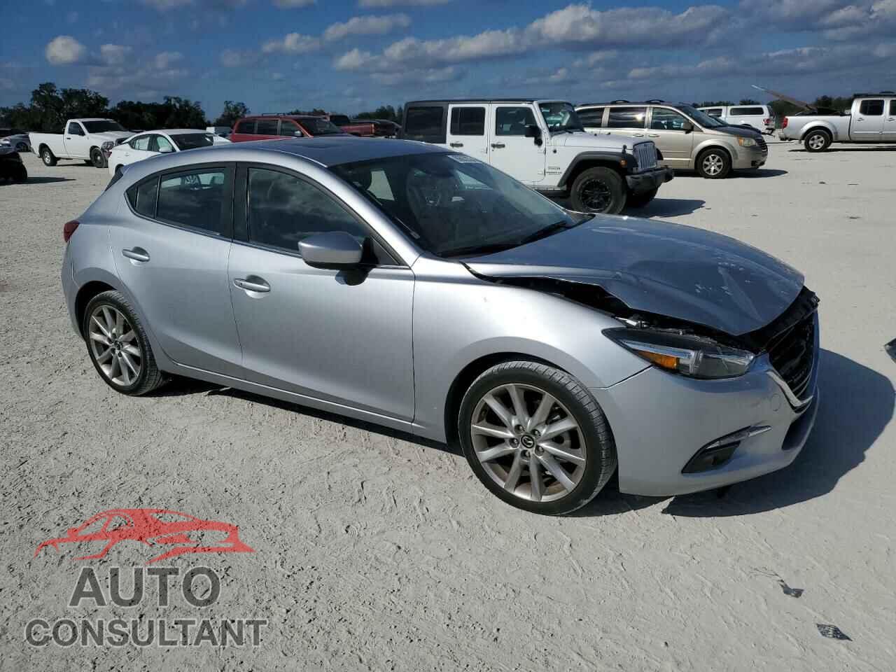 MAZDA 3 2017 - JM1BN1M33H1105397